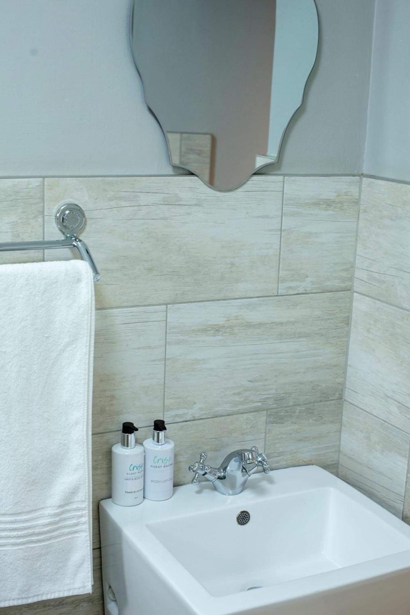Crisp Guest Rooms Bloemfontein Zewnętrze zdjęcie