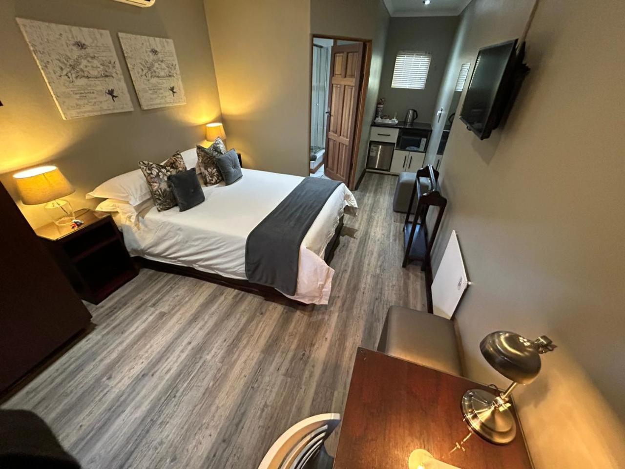 Crisp Guest Rooms Bloemfontein Zewnętrze zdjęcie
