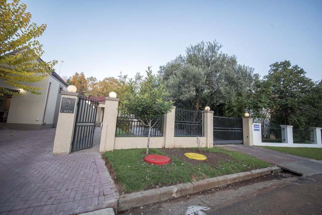 Crisp Guest Rooms Bloemfontein Zewnętrze zdjęcie